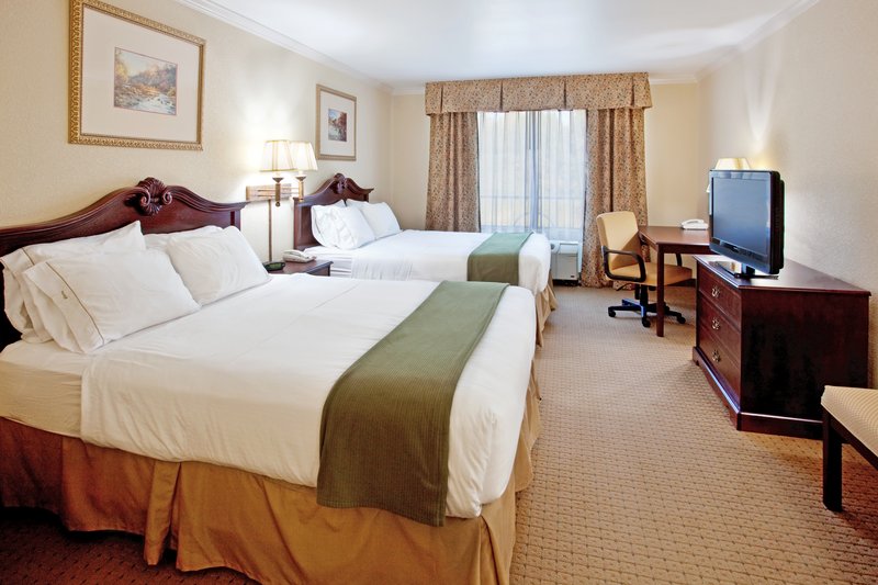 HOLIDAY INN EXPRESS-I20 - Camden, SC