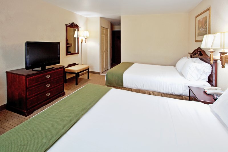 HOLIDAY INN EXPRESS-I20 - Camden, SC