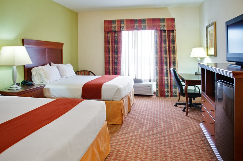 HOLIDAY INN EXPRESS - Center, TX