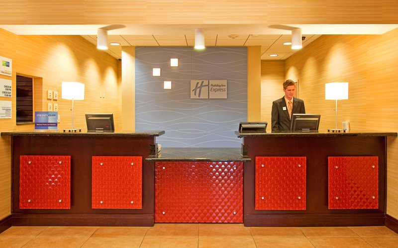 HOLIDAY INN EXPRESS - Chattanooga, TN