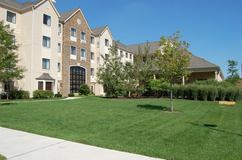STAYBRIDGE SUITES - Glenview NAS, IL
