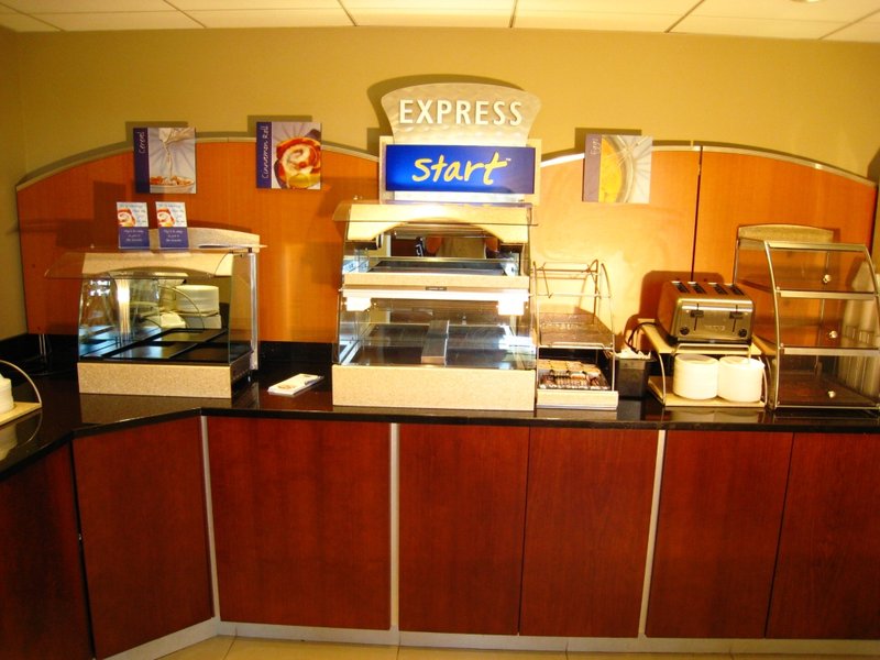 Holiday Inn Express ROLLING MDWS-SCHAUMBURG AREA - Broadview, IL