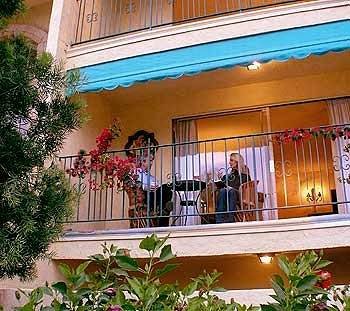 Hotel Pepper Tree Anaheim Hotels - Anaheim, CA