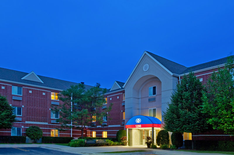 Candlewood Suites - Schaumburg, IL
