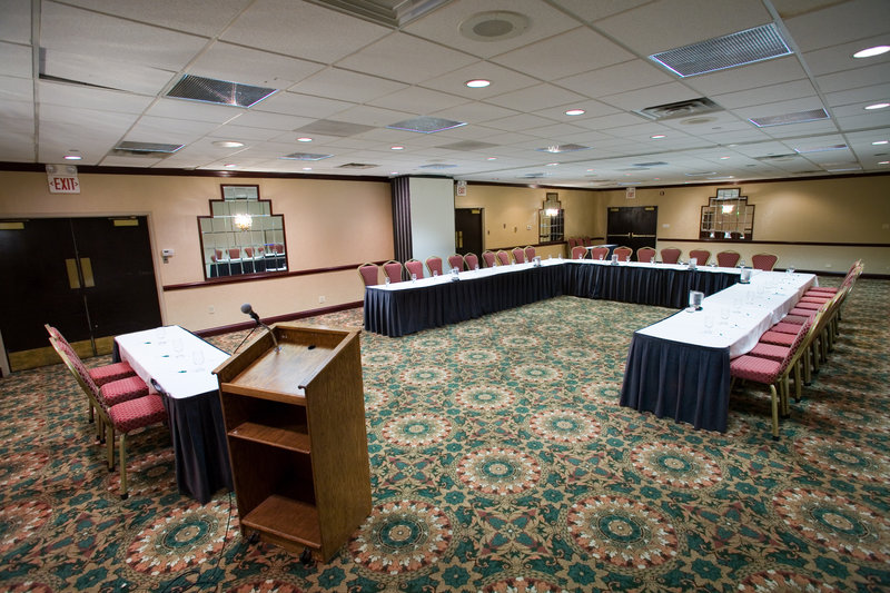 Holiday Inn CHICAGO OAKBROOK - Villa Park, IL