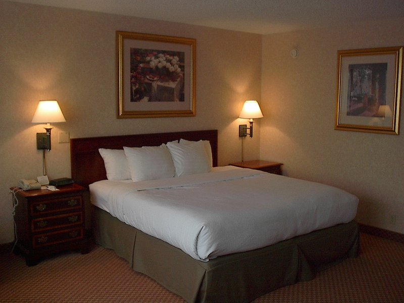 Holiday Inn Charlottesville-Monticello - Charlottesville, VA