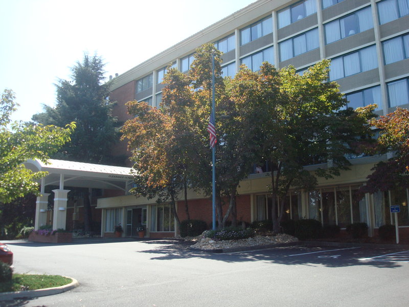 Holiday Inn Charlottesville-Monticello - Charlottesville, VA