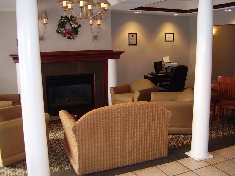 Holiday Inn Express CEDAR RAPIDS (COLLINS RD) - Cedar Rapids, IA
