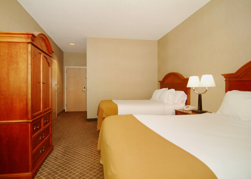 Holiday Inn Express CEDAR RAPIDS (COLLINS RD) - Cedar Rapids, IA