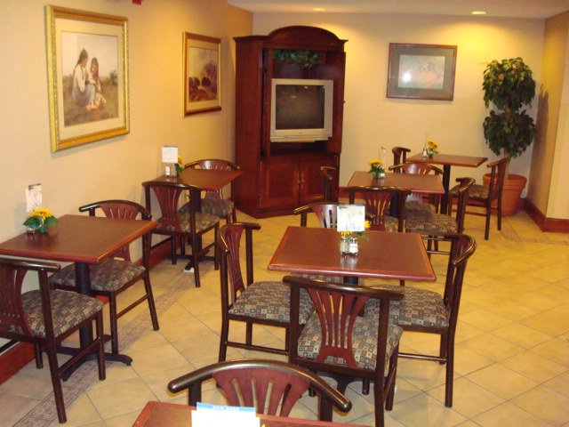 Comfort Inn - Clarksville, TN