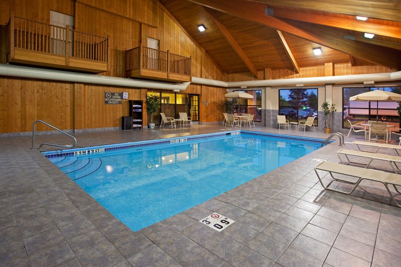 Holiday Inn Express-Oakwood - Maple Heights, OH