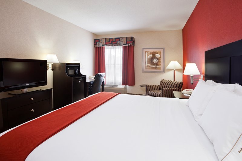 Holiday Inn Express-Oakwood - Maple Heights, OH