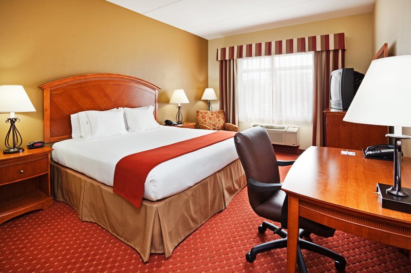 Holiday Inn Express CHARLOTTE SOUTH - PINEVILLE - Pineville, NC