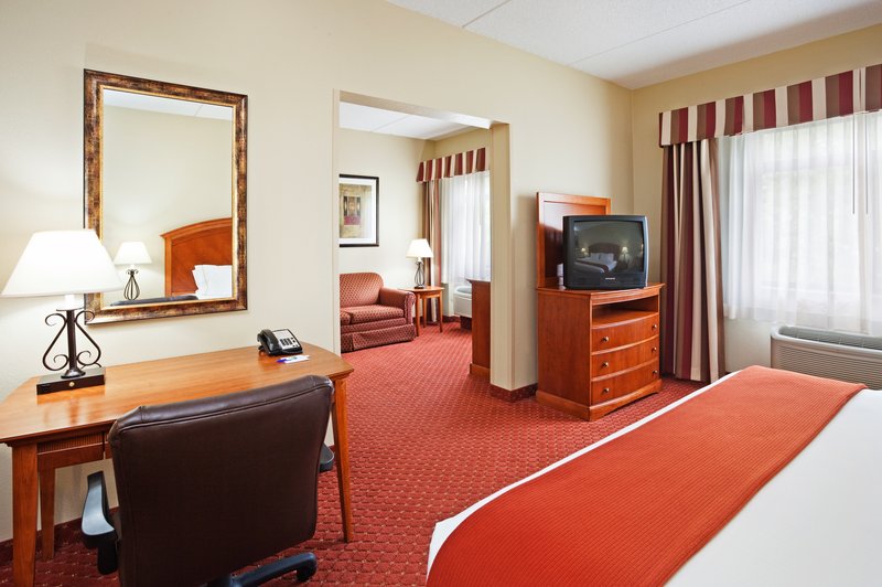 Holiday Inn Express CHARLOTTE SOUTH - PINEVILLE - Pineville, NC