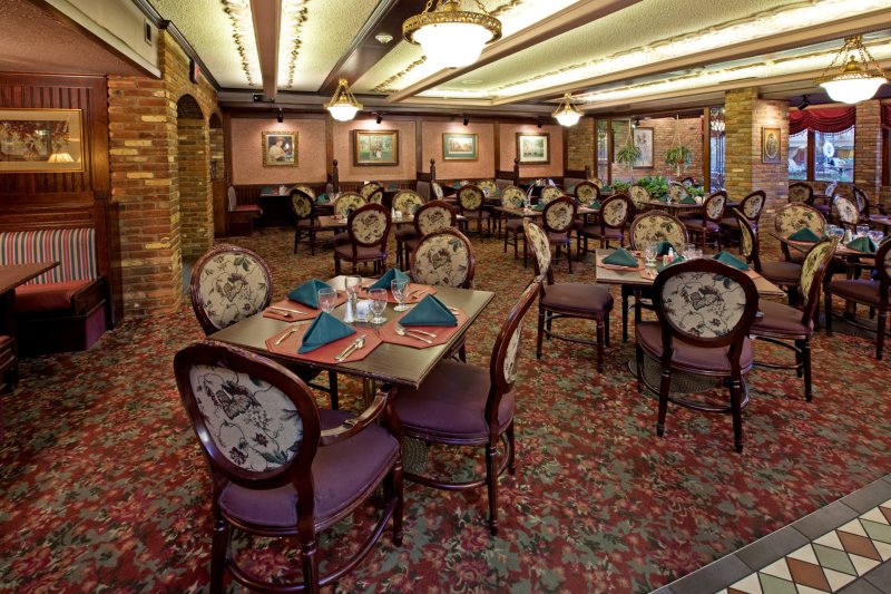 Clarion Hotel - Columbus, IN