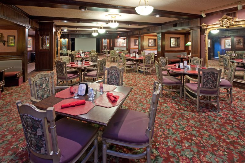 Clarion Hotel - Columbus, IN