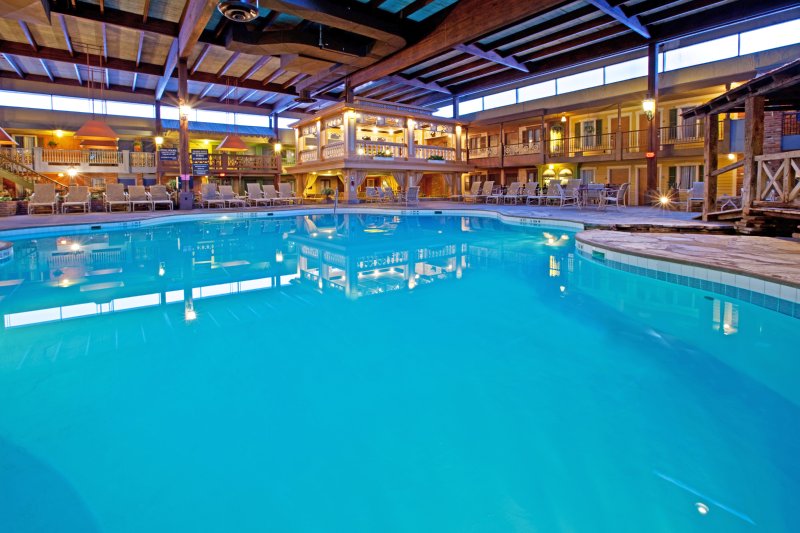 Clarion Hotel - Columbus, IN