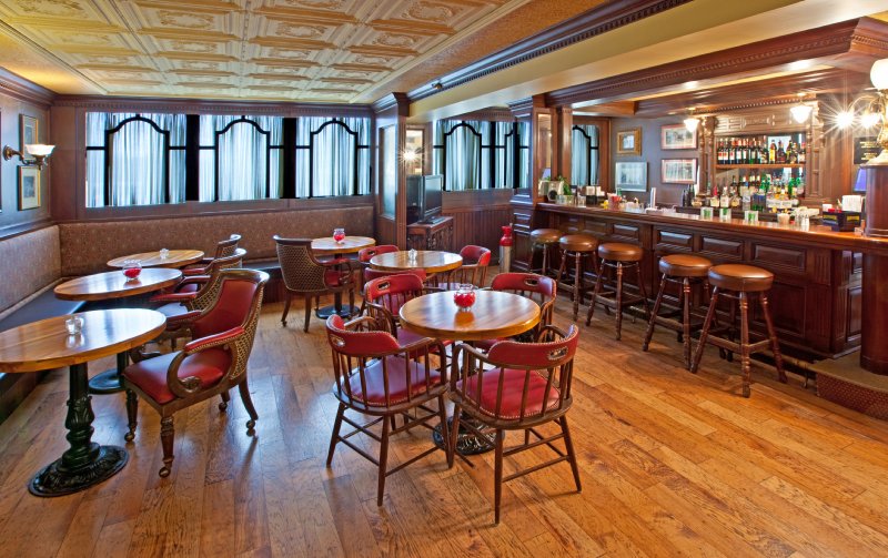 Clarion Hotel - Columbus, IN