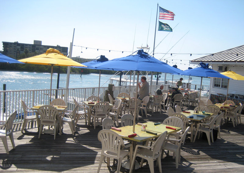 Holiday Inn Hotel & Suites CLEARWATER BEACH S-HARBOURSIDE - Indian Rocks Beach, FL