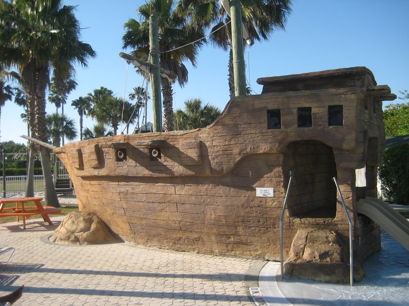 Holiday Inn Hotel & Suites CLEARWATER BEACH S-HARBOURSIDE - Indian Rocks Beach, FL