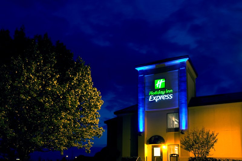 Holiday Inn Express - Clemmons, NC
