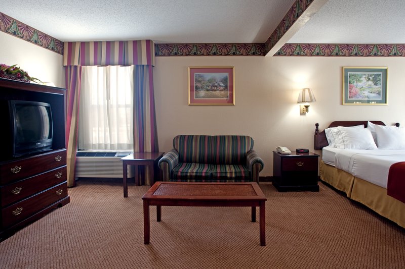 Holiday Inn Express - Clemmons, NC