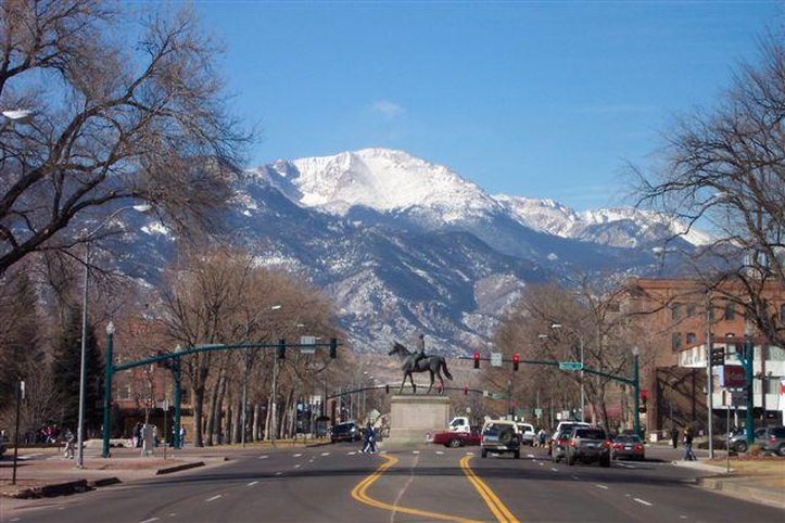 Holiday Inn Express Colorado Springs Airport - Colorado Springs, CO