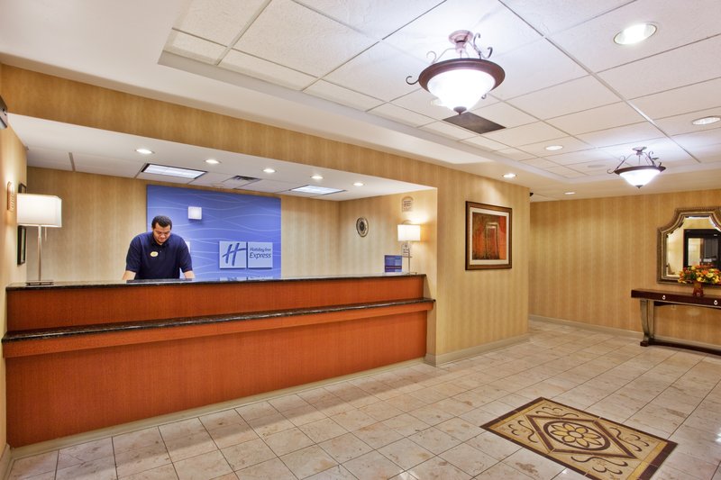 HOLIDAY INN EXPRESS - Carrollton, GA