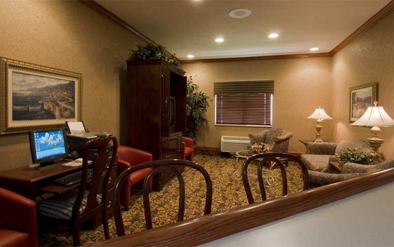 Holiday Inn Express - Willis, MI