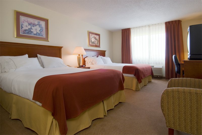 Holiday Inn Express - Willis, MI
