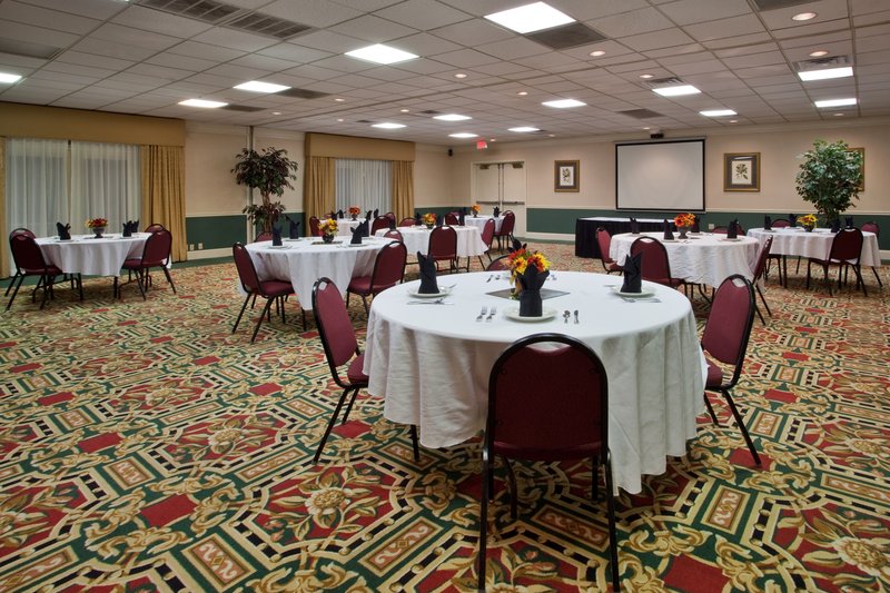 Holiday Inn Cartersville - Cartersville, GA