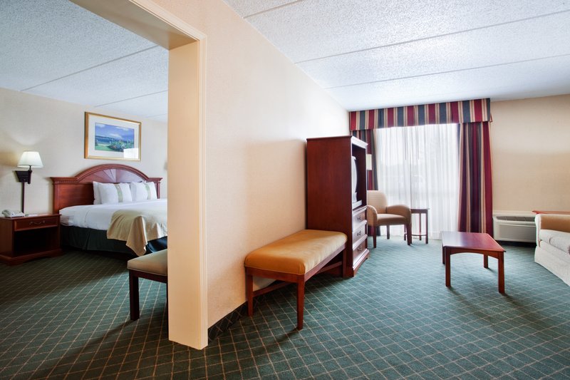Holiday Inn Cartersville - Cartersville, GA