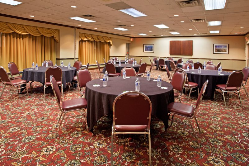 Holiday Inn-Cincinnati - Covington, KY