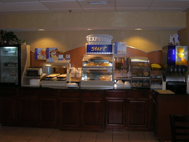 Holiday Inn Express COVINGTON - Covington, VA