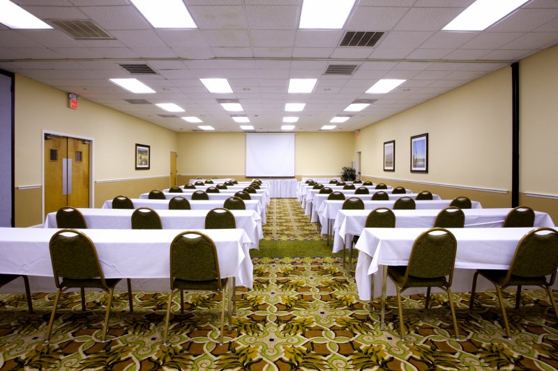 Best Western Plus International Speedway Hotel - Daytona Beach, FL
