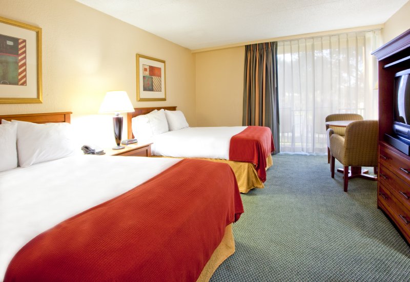 Best Western Plus International Speedway Hotel - Daytona Beach, FL