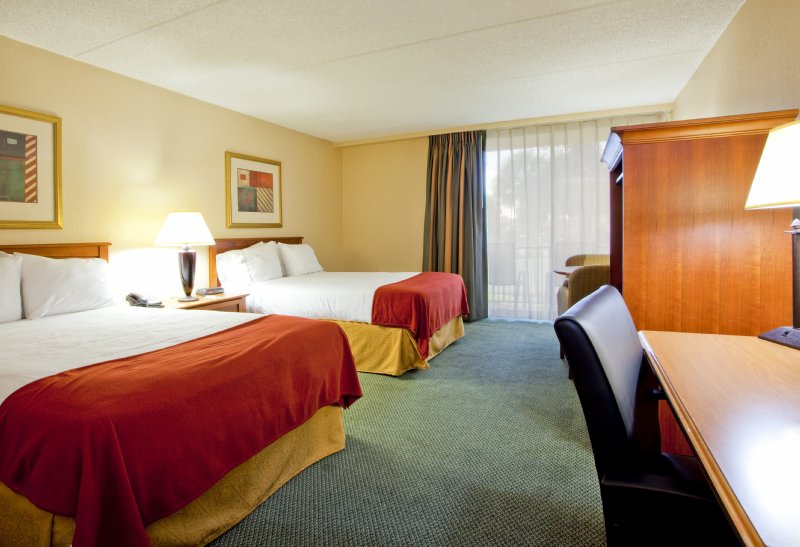 Best Western Plus International Speedway Hotel - Daytona Beach, FL