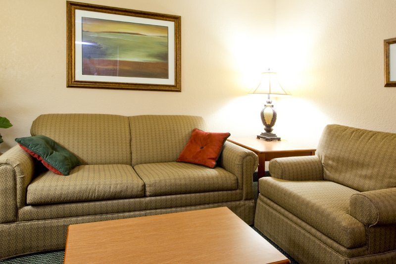Best Western Plus International Speedway Hotel - Daytona Beach, FL
