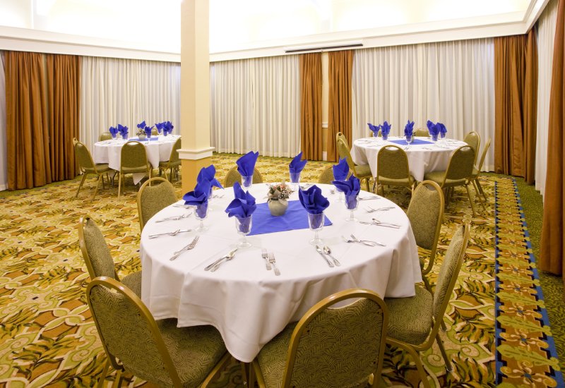 Best Western Plus International Speedway Hotel - Daytona Beach, FL