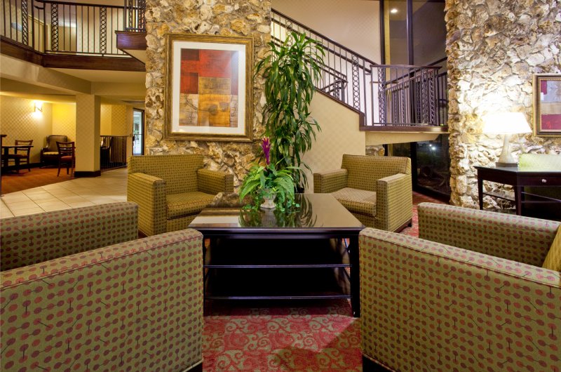 Best Western Plus International Speedway Hotel - Daytona Beach, FL