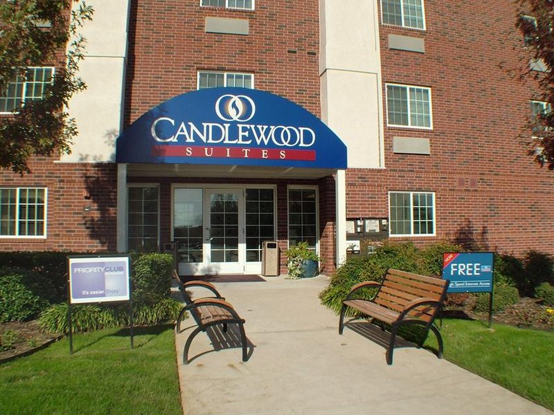 Candlewood Suites-Arlington - Arlington, TX