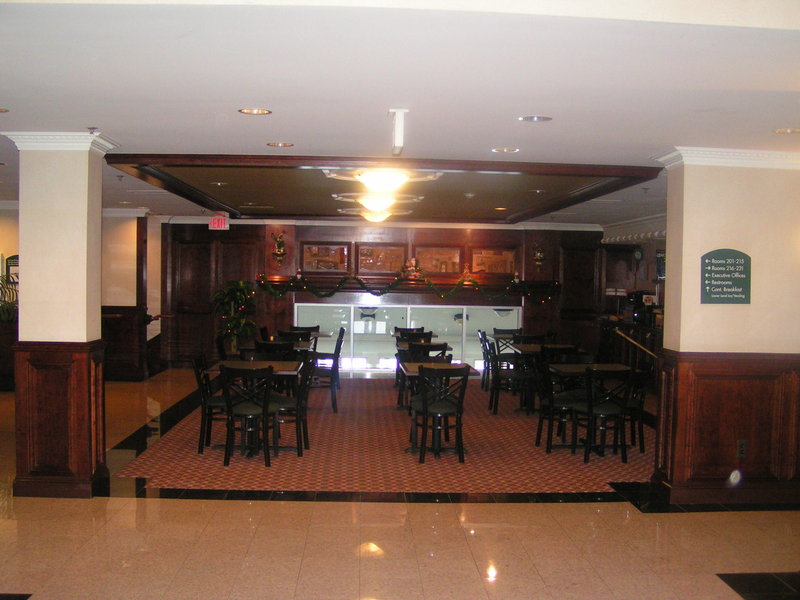 Holiday Inn Express & Suites WATERFORD - Waterford, MI