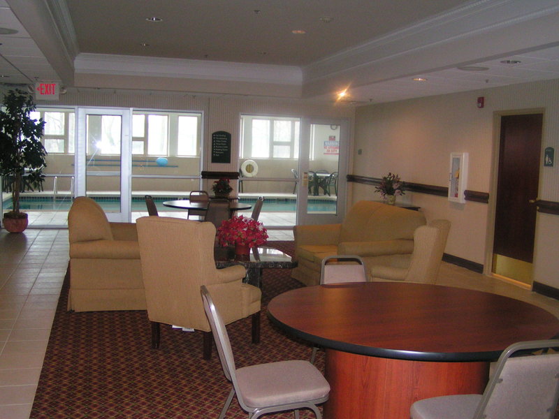 Holiday Inn Express & Suites WATERFORD - Waterford, MI