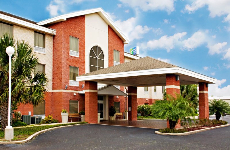 Holiday Inn Express & Suites WESLACO - Pharr, TX