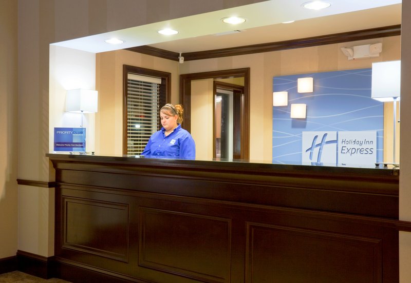 Holiday Inn Express WISCONSIN DELLS - Arkdale, WI