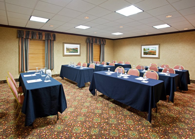 Holiday Inn Express WILMINGTON - Wilmington, OH