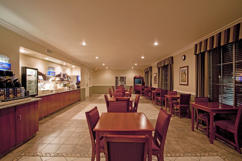 Holiday Inn Express - Fort Huachuca, AZ