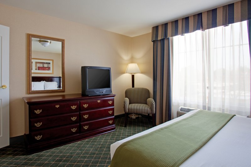 Holiday Inn Express - Fort Huachuca, AZ