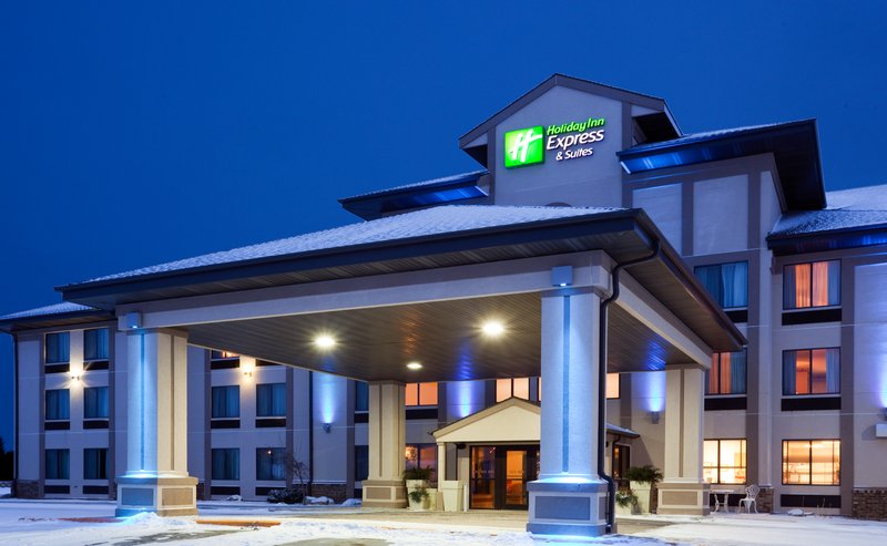 Holiday Inn Express-Winner - Winner, SD