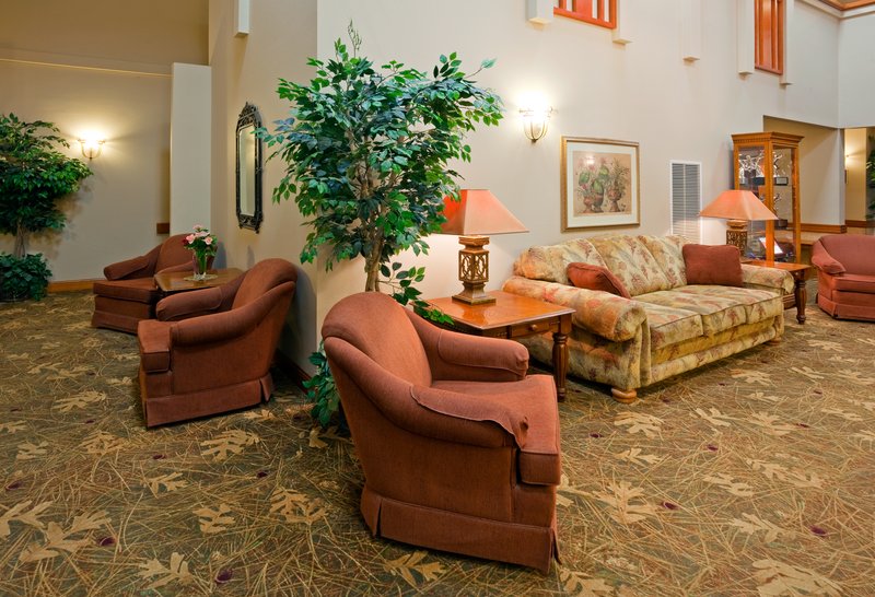 Holiday Inn Express-Winner - Winner, SD